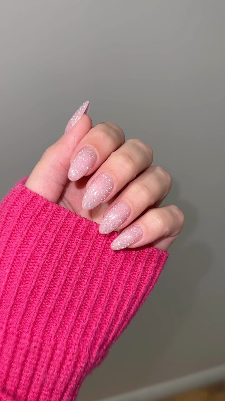 Post 9 by TMR Beauty | Nail Artist on Instagram (video)