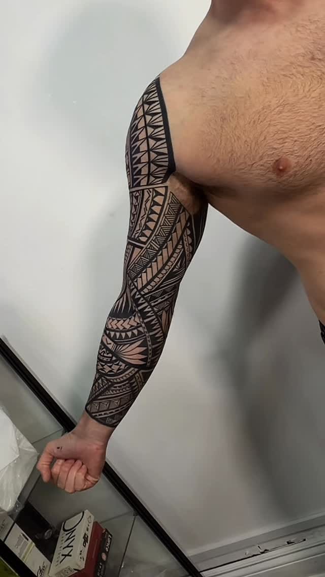 Post 7 by Inkadd Tattoo on Instagram (video)