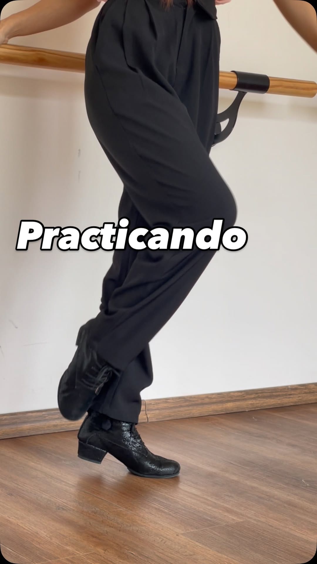 Post 3 by DNI TANGO STORE on Instagram (video)