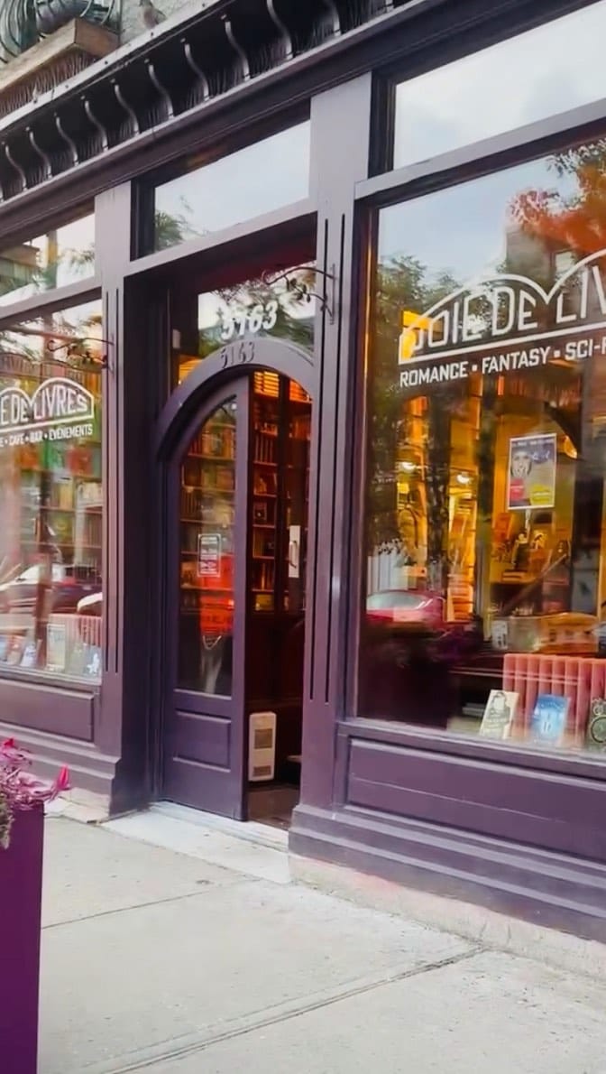 Post 10 by Joie de livres on Instagram (video)