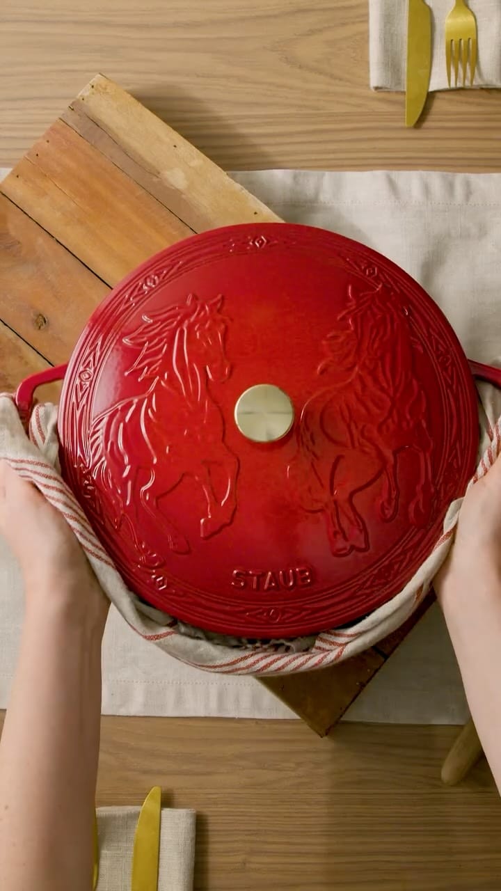Post 7 by Staub Canada on Instagram (video)