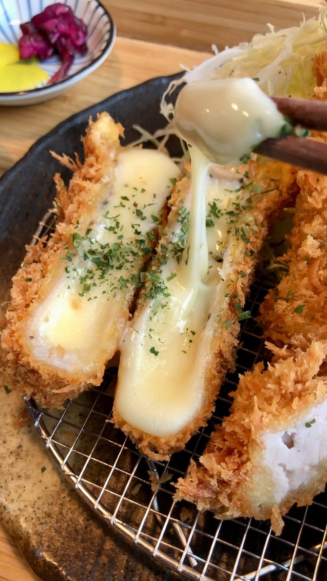 Post 9 by Alana Yee - Vancouver Food on Instagram (video)
