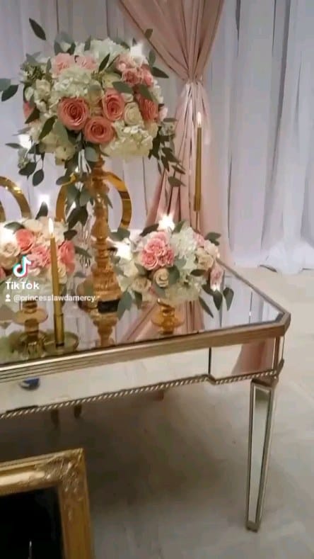 Post 8 by Pure Hue Dynasty on Instagram (video)
