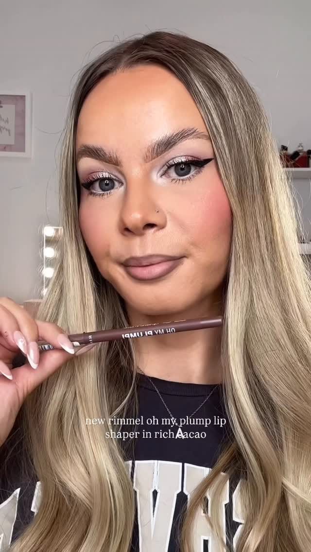 Post 1 by ⋆˙⟡♡𝒜𝓂𝒶𝓃𝒹𝒶⋆˙⟡♡ 🇨🇦 beauty content creator on Instagram (video)