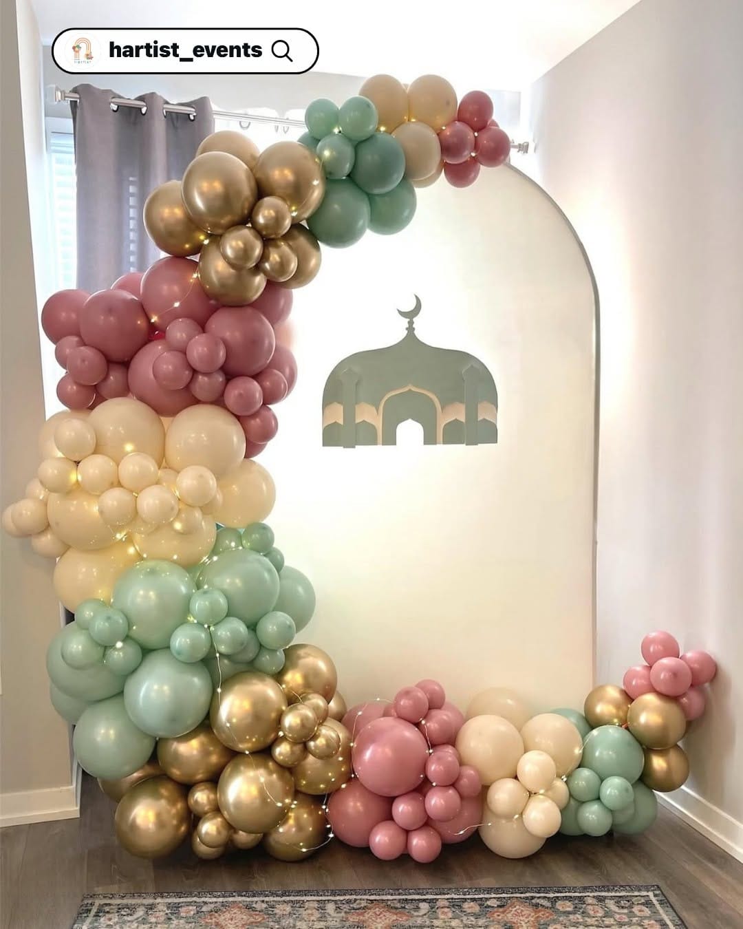 Post 1 by Bargain Balloons on Instagram (carousel)
