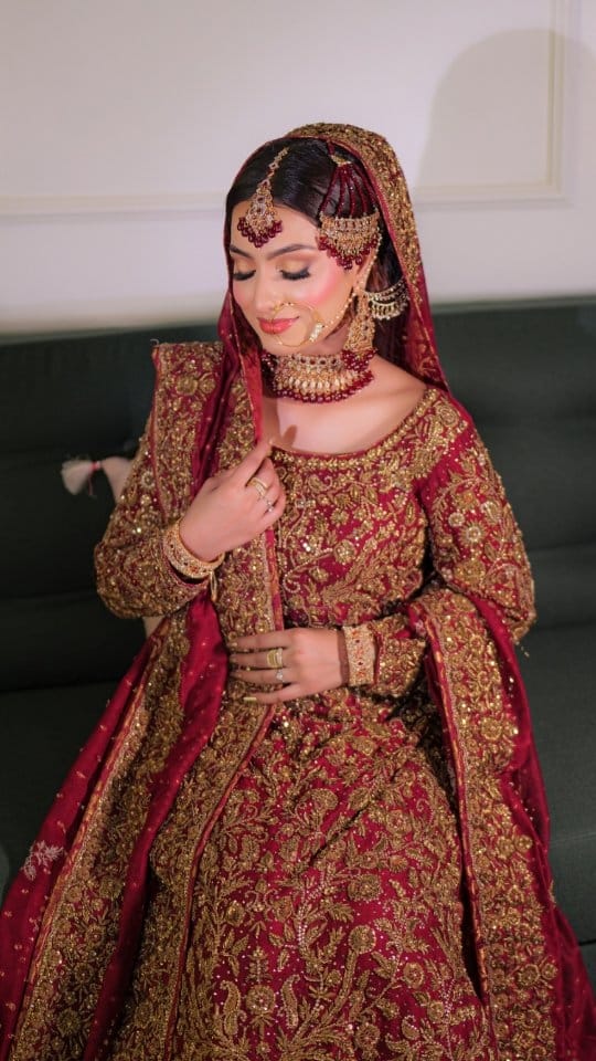 Post 8 by London | Bridal Hair & Makeup on Instagram (video)