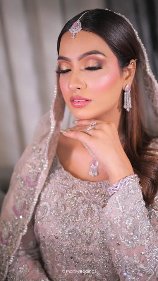Post 9 by London | Bridal Hair & Makeup on Instagram (video)