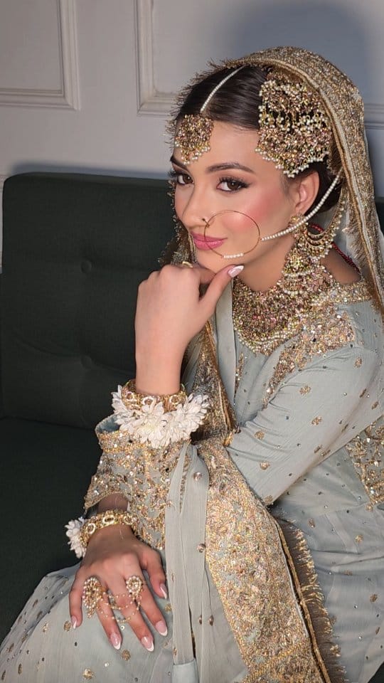 Post 7 by London | Bridal Hair & Makeup on Instagram (video)