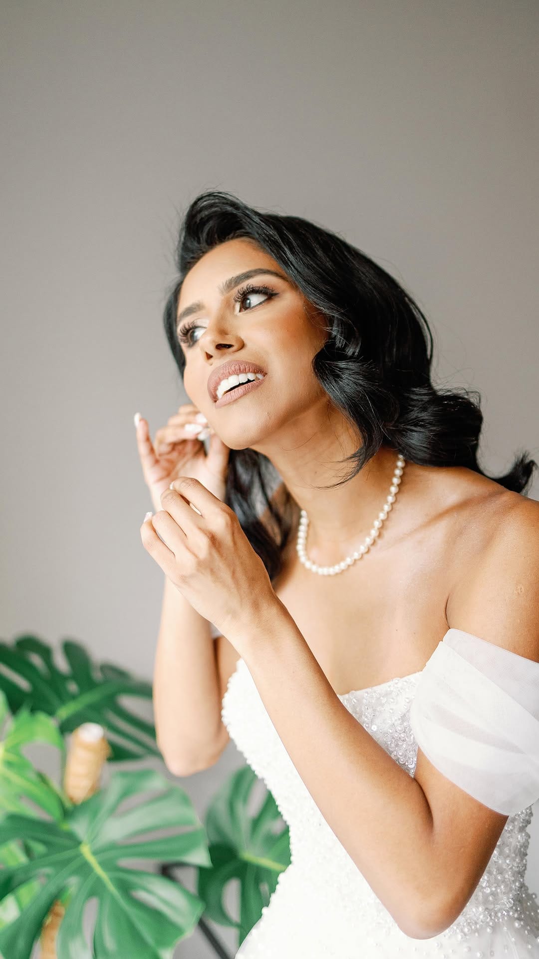 Post 9 by Makeup & Hair Team | Bridal Specialists | Educator on Instagram (video)