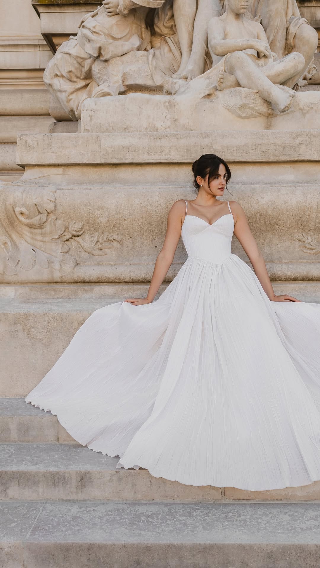 Post 7 by Aesling | Refined bridal design on Instagram (video)