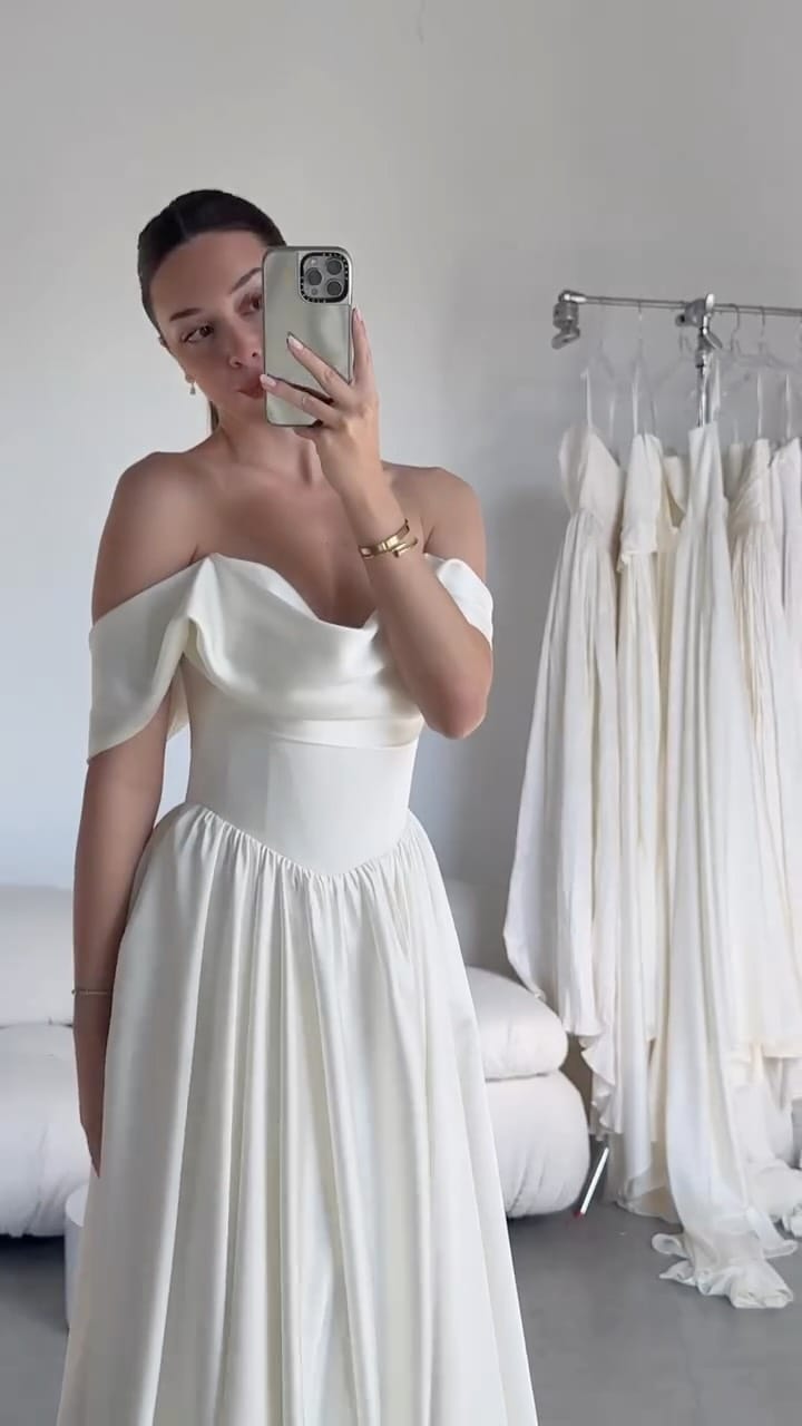 Post 5 by Aesling | Refined bridal design on Instagram (video)