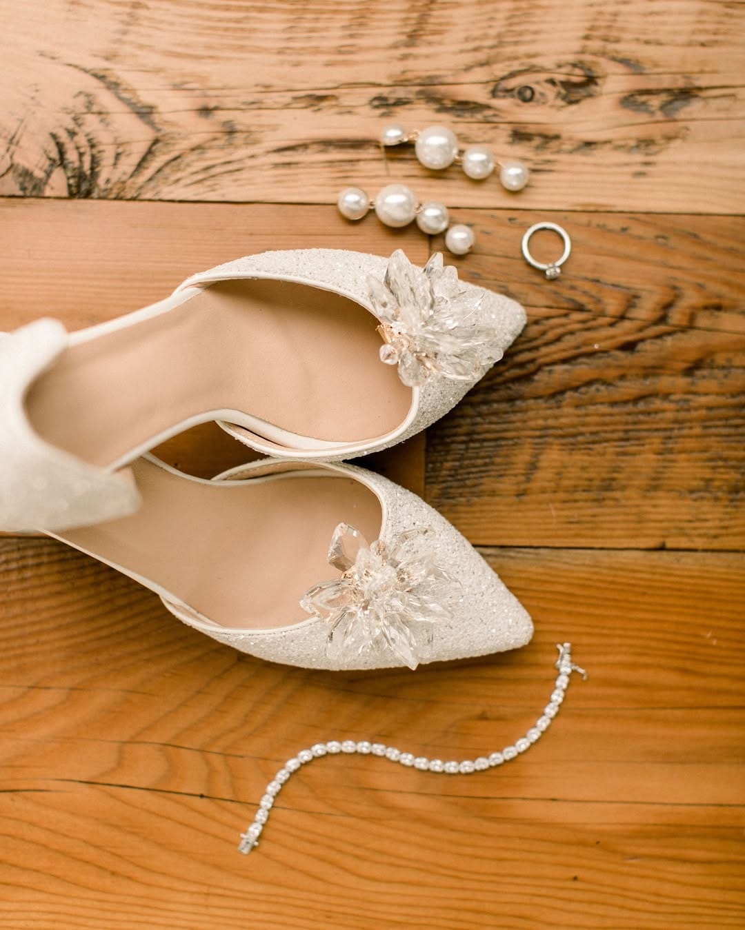 Post 5 by Kleinfeld Hudson's Bay on Instagram (image)