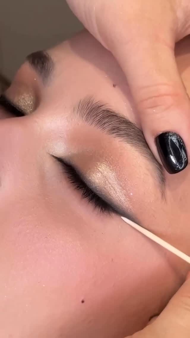 Post 4 by Amanda Benko on Instagram (video)