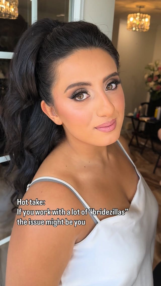 Post 2 by VICKY MINA on Instagram (video)