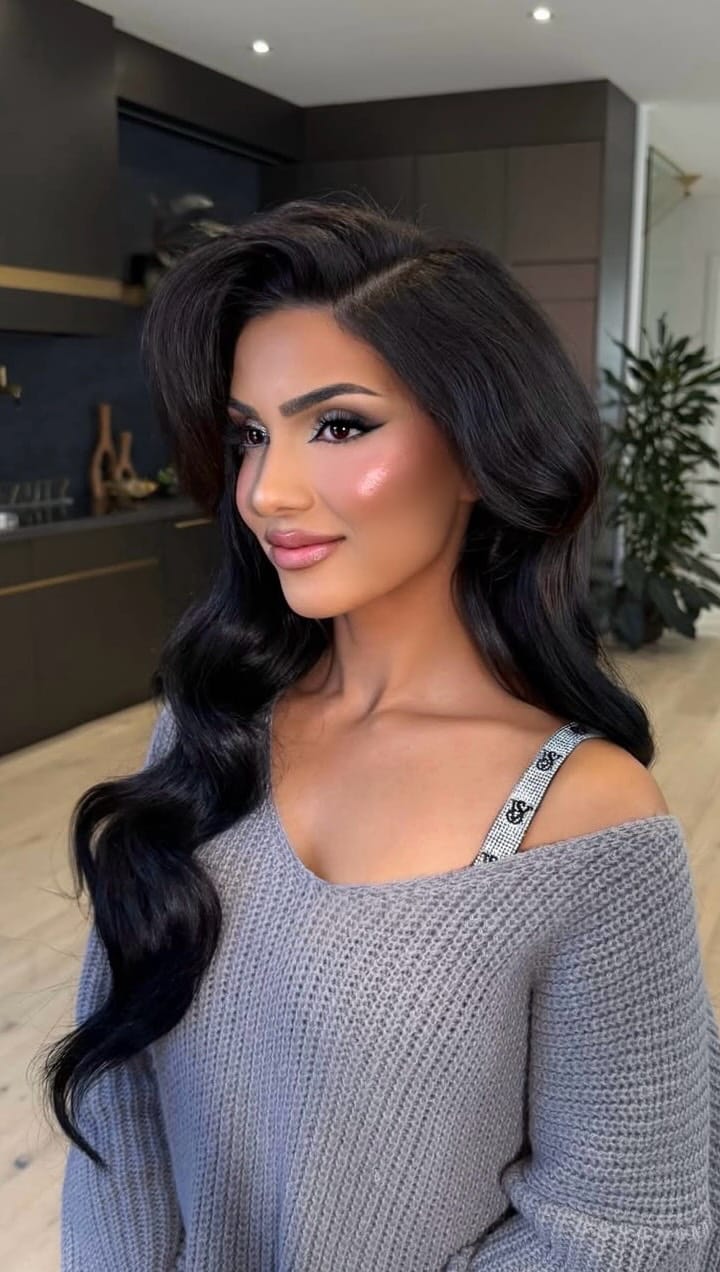 Post 2 by Toronto & Destination Makeup Artist on Instagram (video)