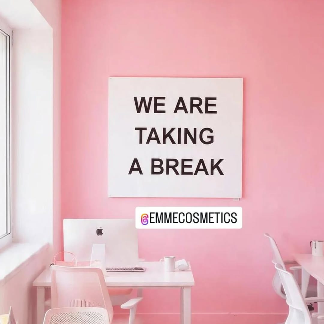 Post 1 by Emme Cosmetics on Instagram (image)