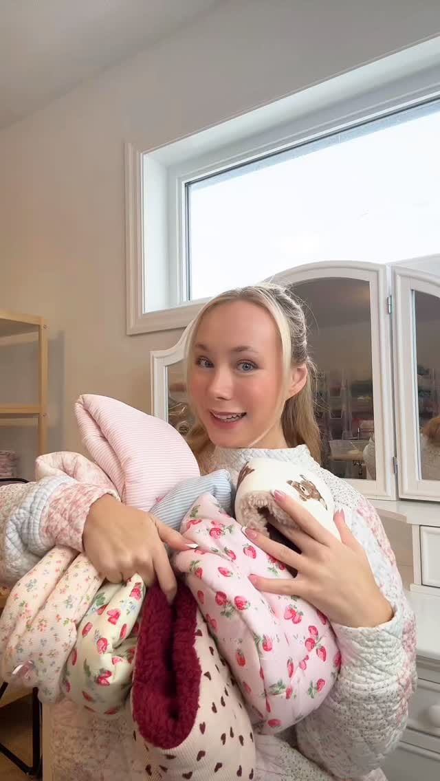Post 1 by BEYOND SCRUNCHIES✨ on Instagram (video)