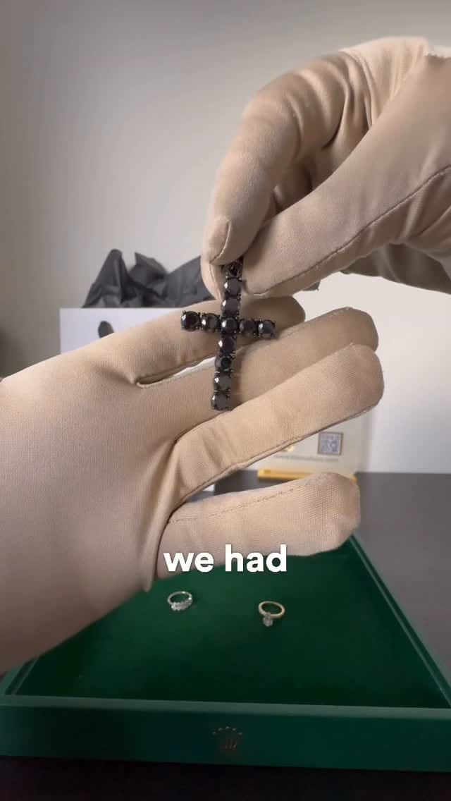 Post 10 by BIJOUX SIGNÉ LUXO | Luxury Fine Gold Jewelry on Instagram (video)