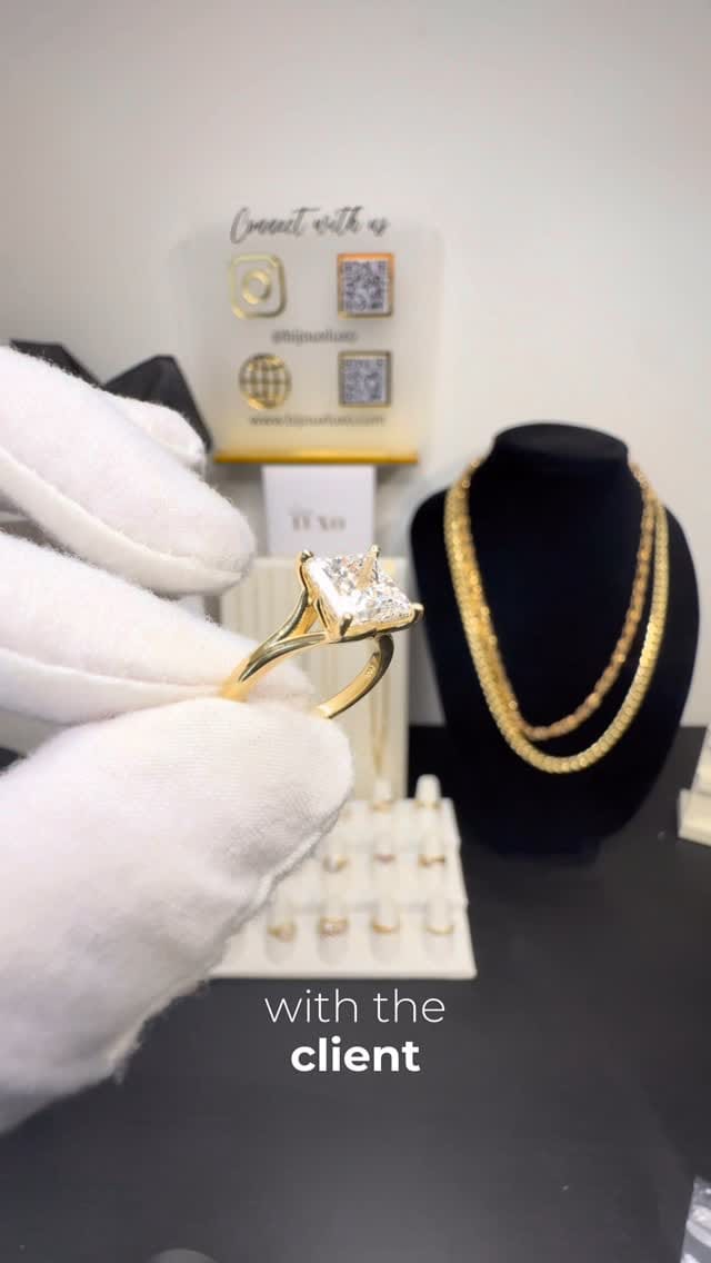 Post 8 by BIJOUX SIGNÉ LUXO | Luxury Fine Gold Jewelry on Instagram (video)
