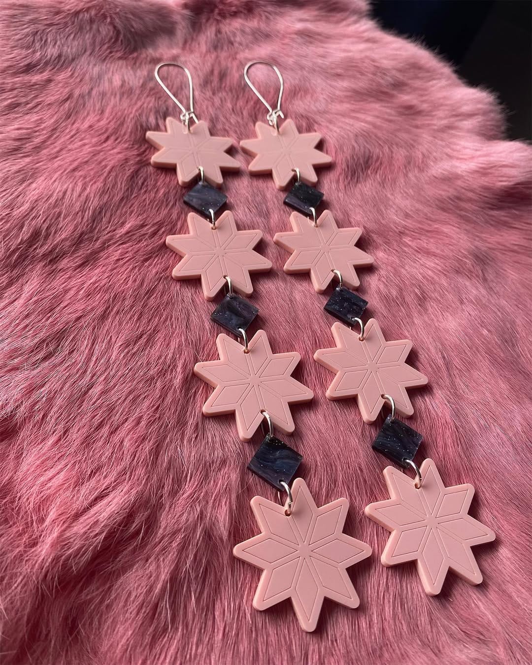 Post 10 by MAD AUNTY on Instagram (carousel)