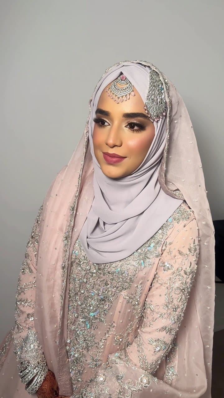 Post 4 by Ayesha Hussain- Bridal Artist on Instagram (video)