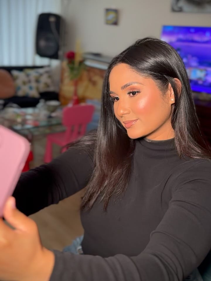 Post 4 by 𝓙𝓮𝓷𝓷𝓲𝓽𝓪 Makeup ✨ on Instagram (carousel)