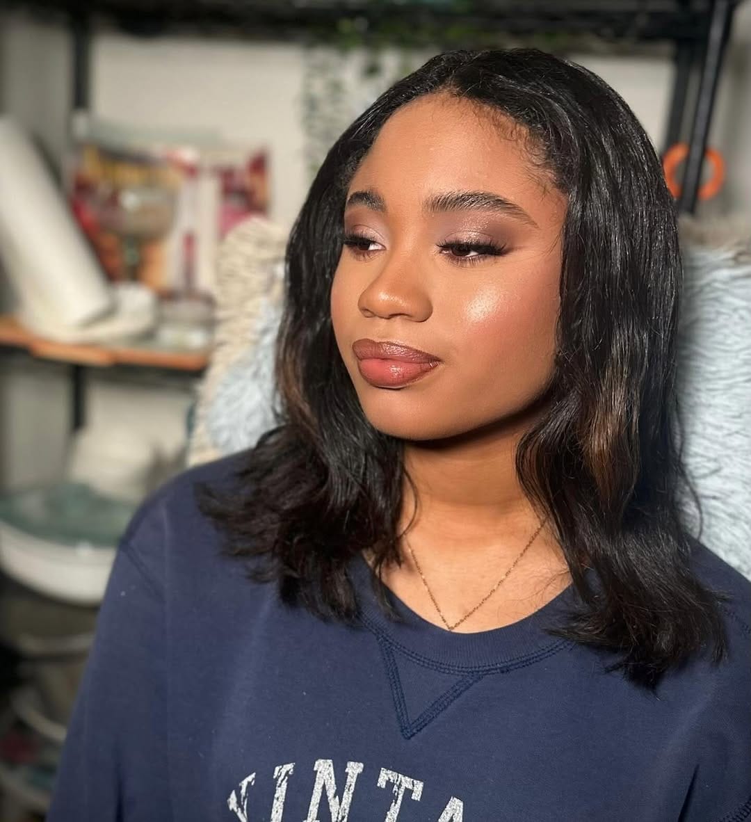 Post 1 by 𝓙𝓮𝓷𝓷𝓲𝓽𝓪 Makeup ✨ on Instagram (carousel)