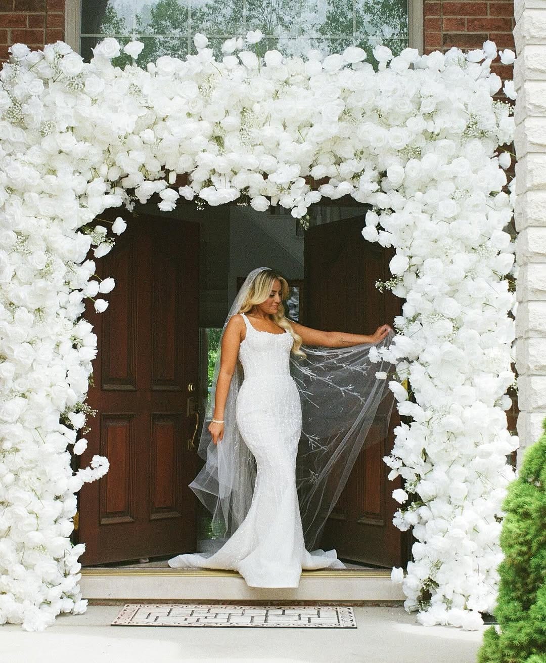Post 10 by FLEUR GALORE WALLS DETROIT on Instagram (image)