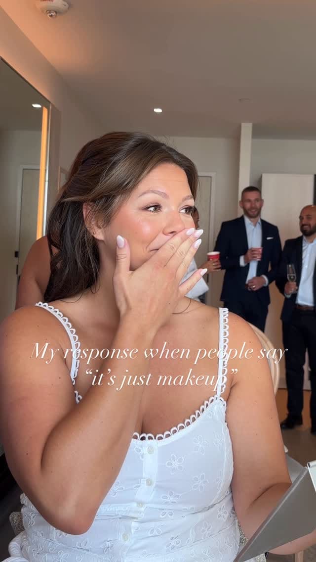 Post 8 by Taylor Switzer Makeup and Hair on Instagram (video)