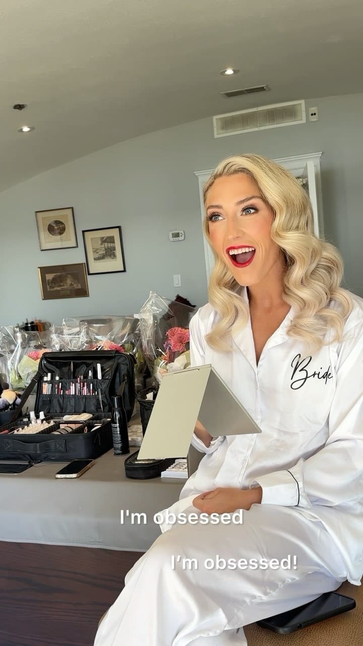Post 9 by Taylor Switzer Makeup and Hair on Instagram (video)