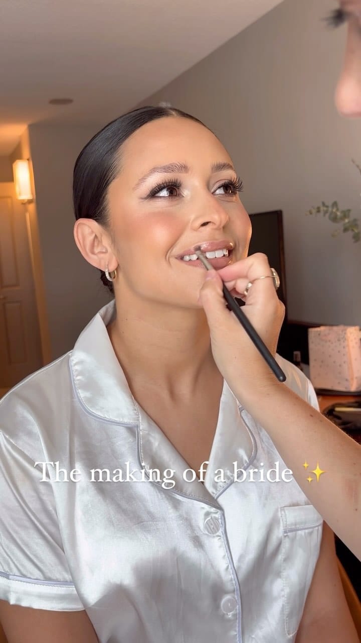 Post 10 by Taylor Switzer Makeup and Hair on Instagram (video)