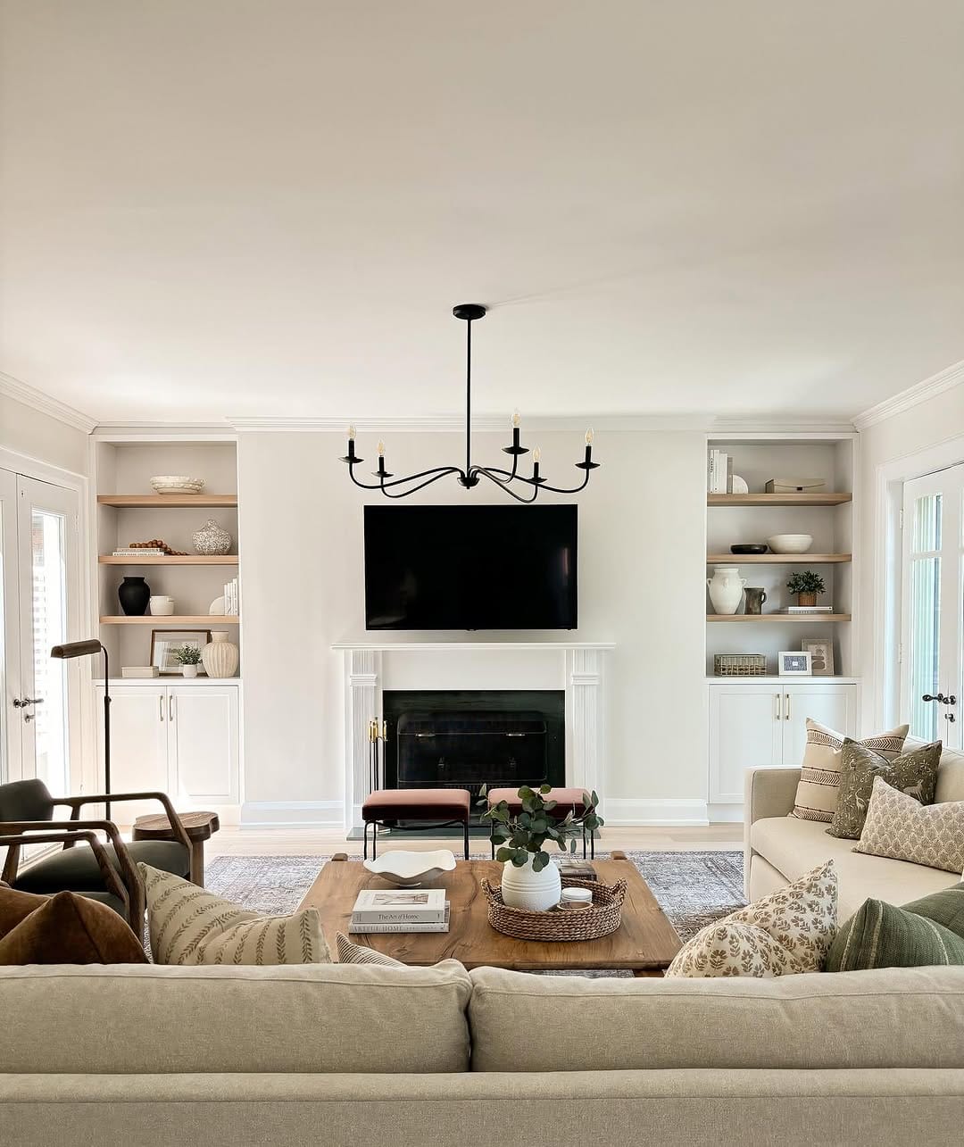 Post 7 by Mounira Giacco | Giacco Decor on Instagram (carousel)