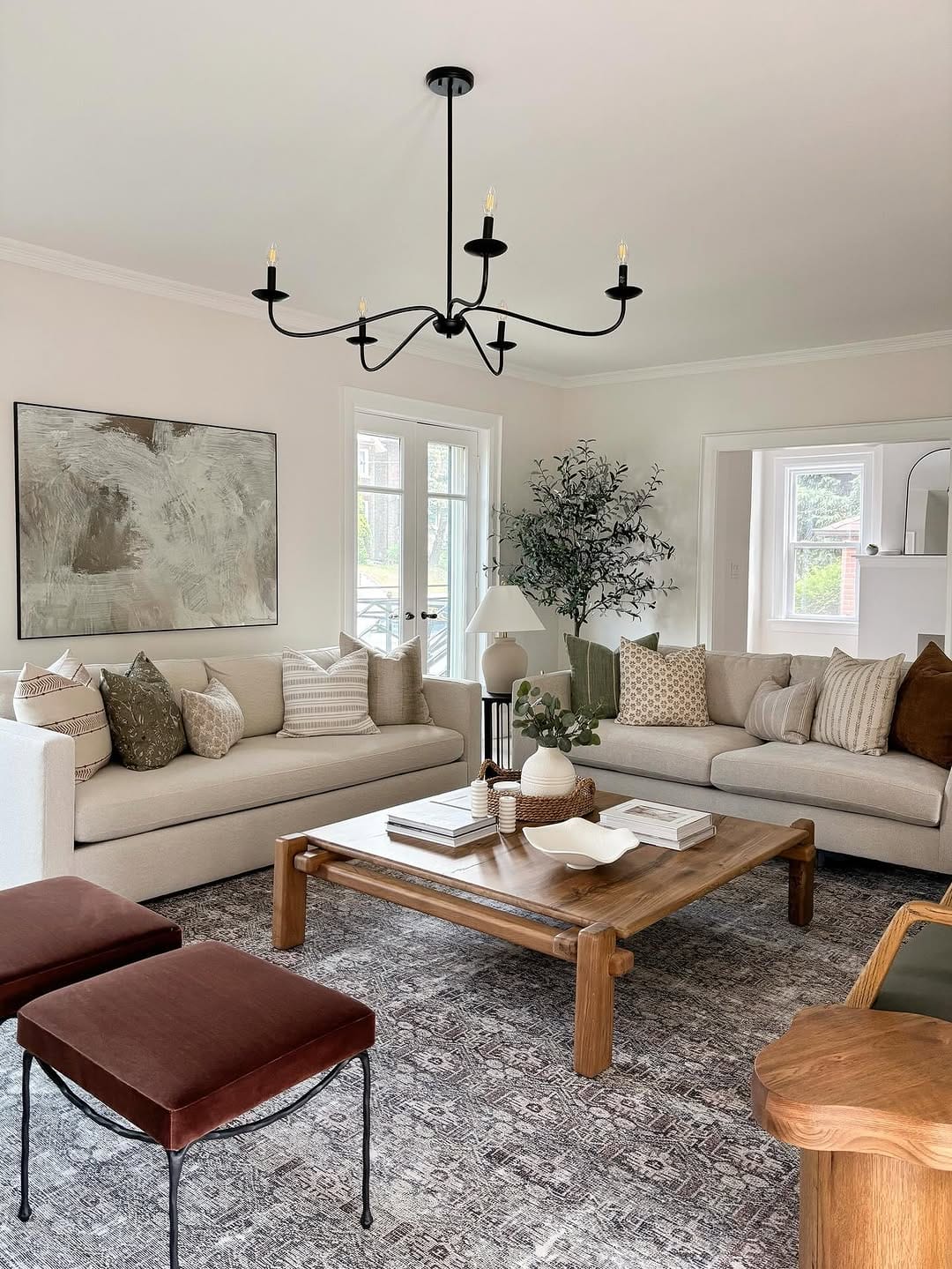 Post 8 by Mounira Giacco | Giacco Decor on Instagram (carousel)