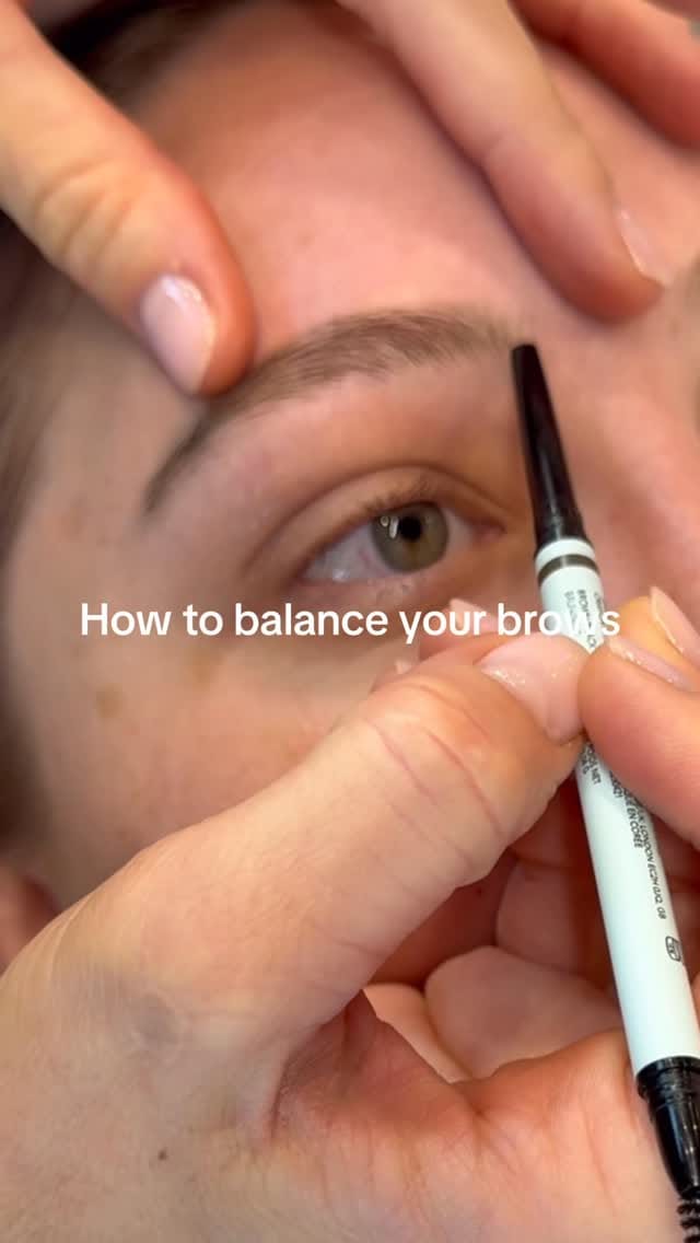 Post 2 by Laura Brows X Relume on Instagram (video)