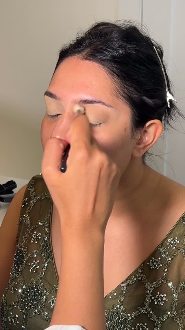 Post 2 by Vancouver Makeup Artist Nalini Maharaj on Instagram (video)