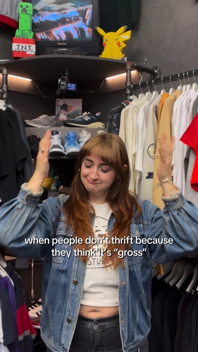 Post 4 by 𝗩𝗶𝗻𝘁𝗮𝗴𝗲 & 𝗦𝘁𝗿𝗲𝗲𝘁𝘄𝗲𝗮𝗿 on Instagram (video)