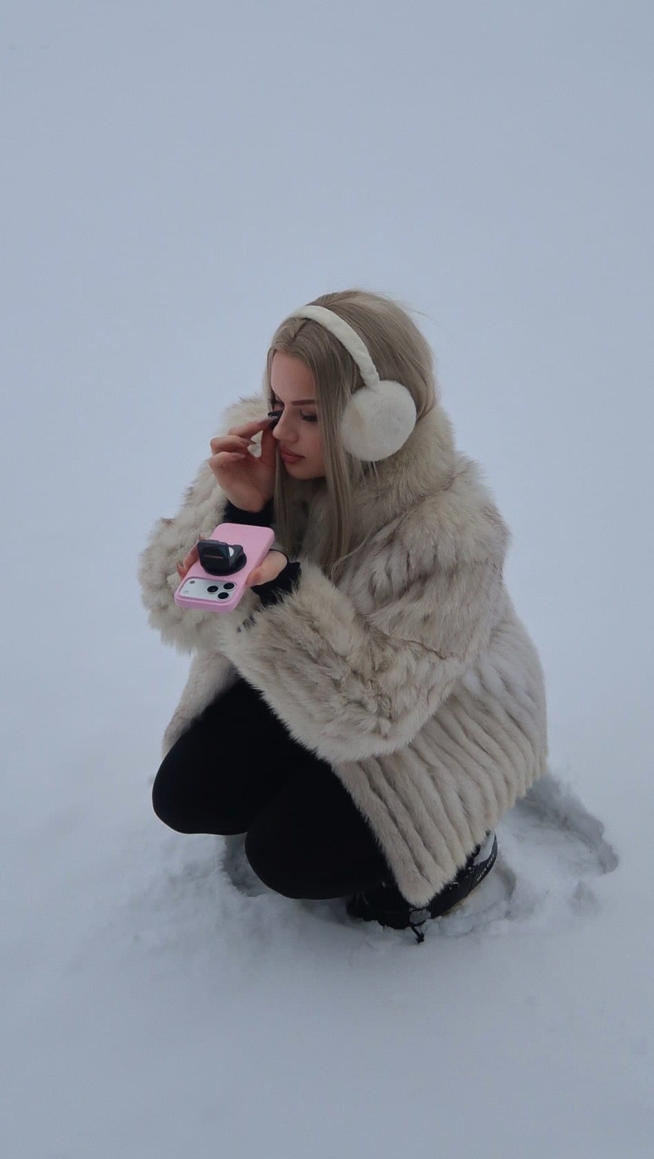 Post 3 by Klaudia on Instagram (video)