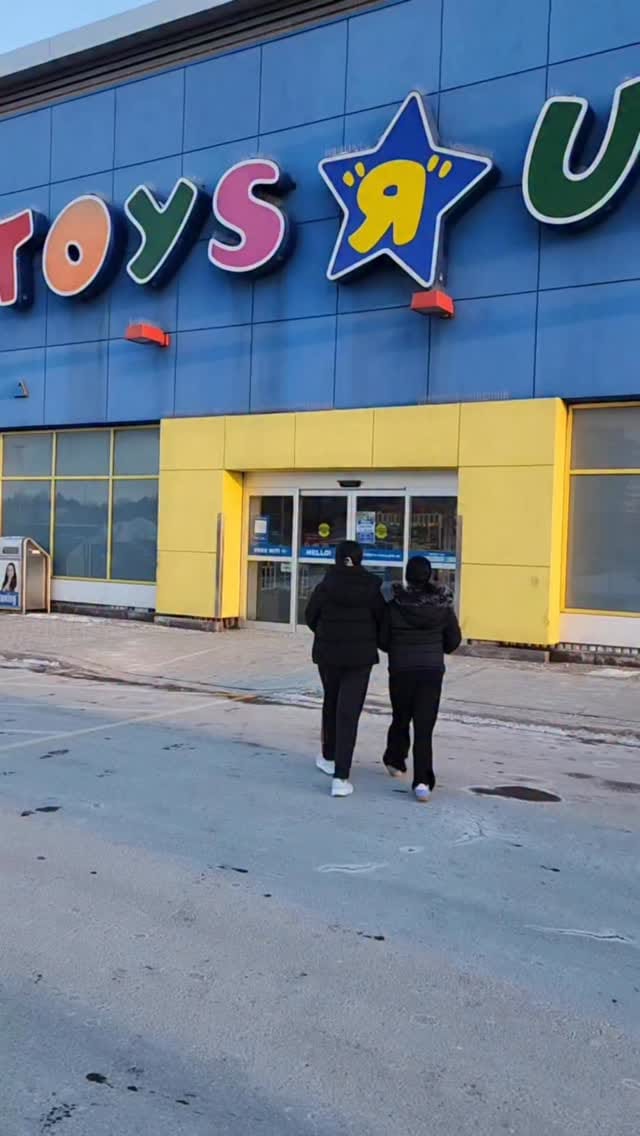 Post 6 by Mahnaz Fahad on Instagram (video)