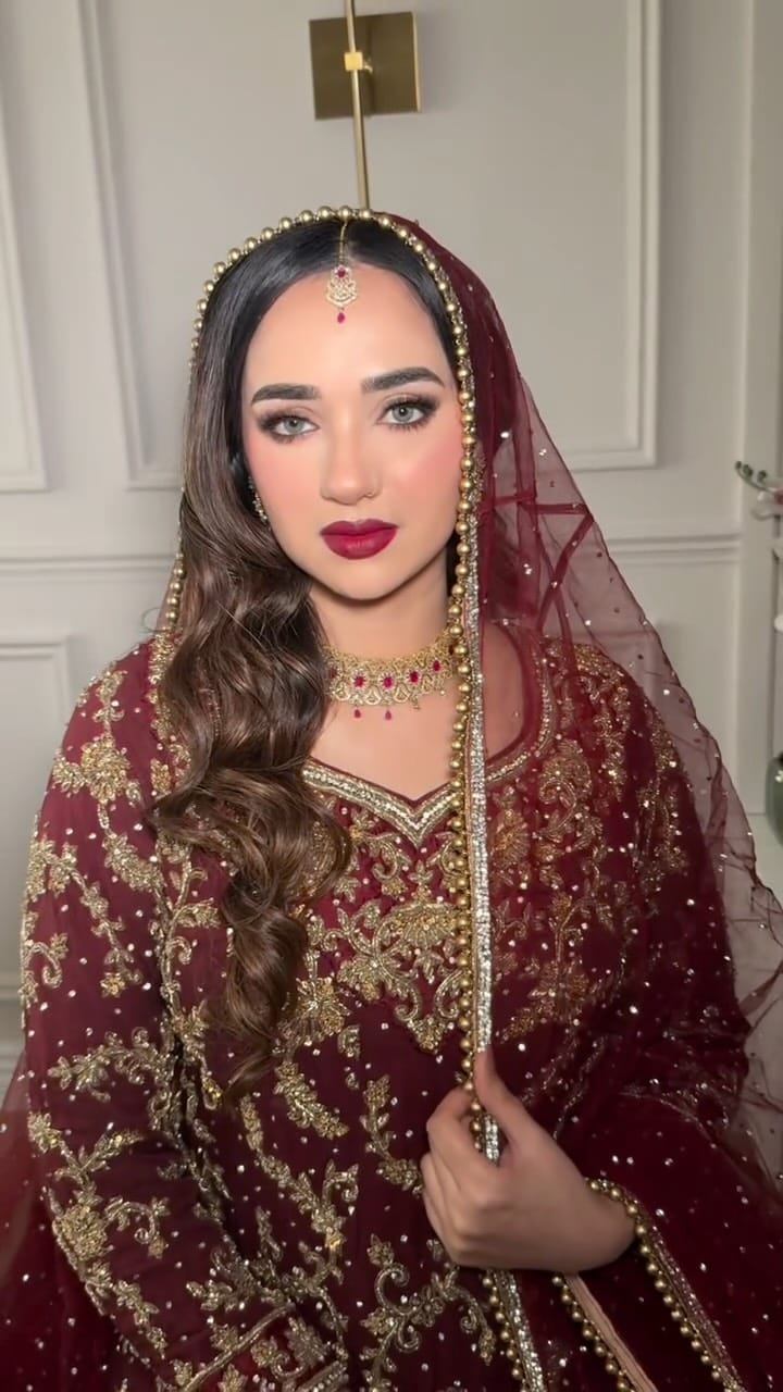 Post 5 by BRIDAL MAKEUP, HAIR & HIJAB on Instagram (video)