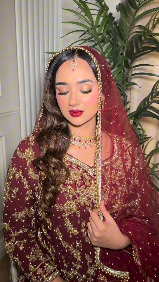 Post 2 by BRIDAL MAKEUP, HAIR & HIJAB on Instagram (video)