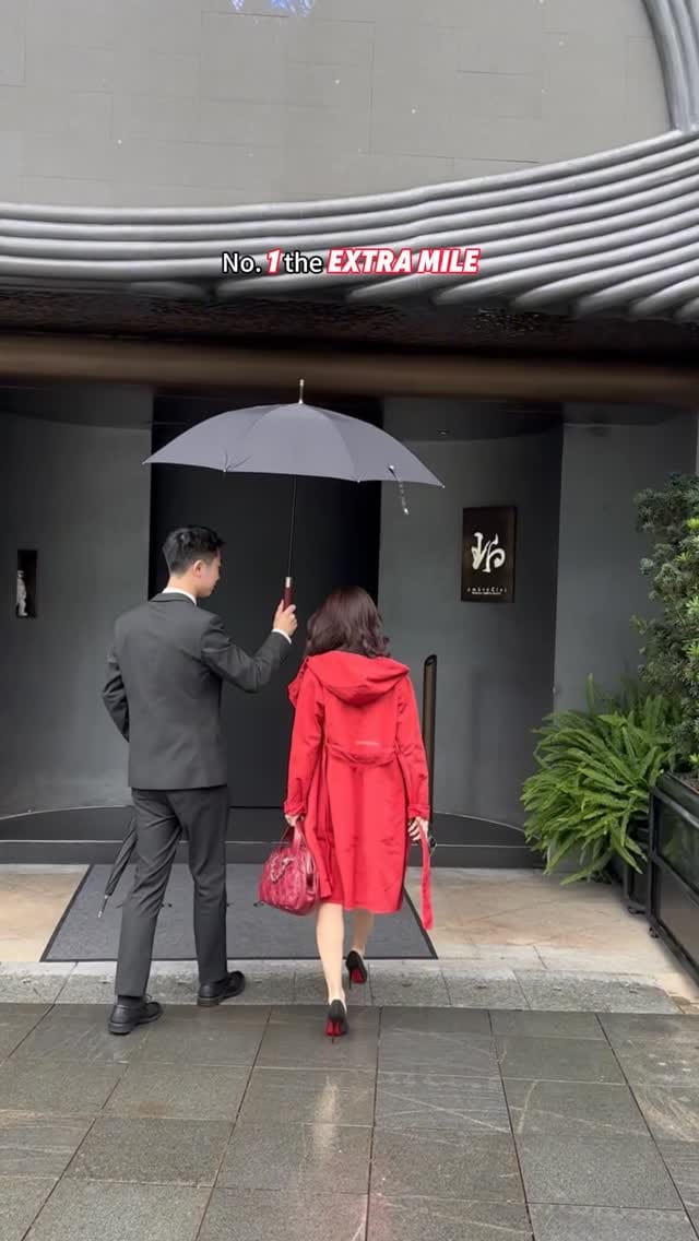 Post 5 by Angel | Vancouver Lifestyle on Instagram (video)