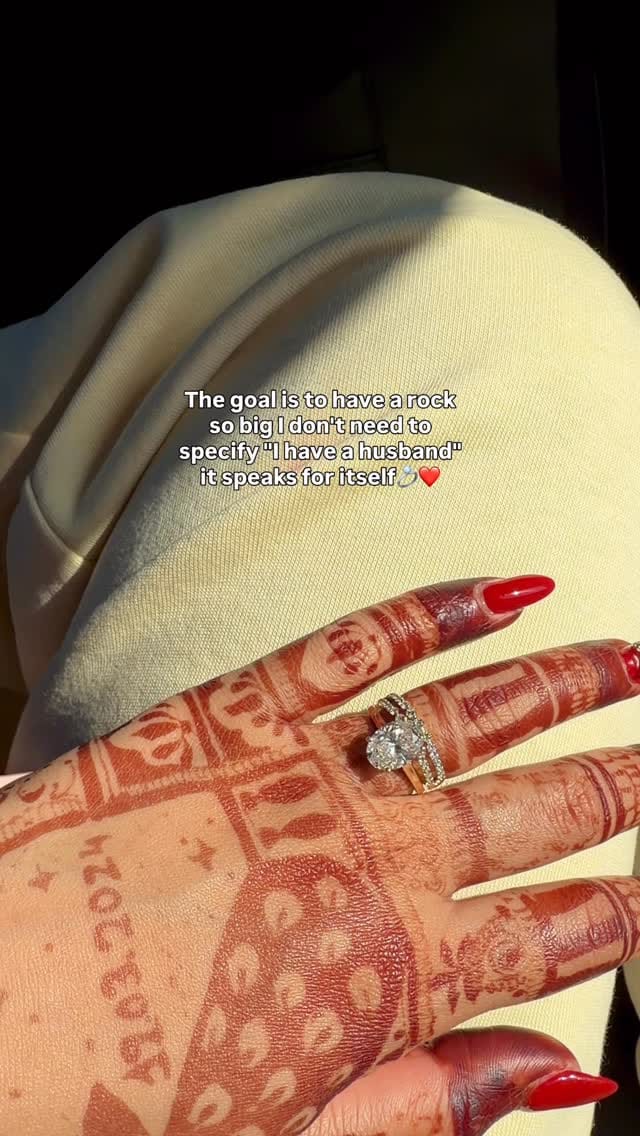 Post 4 by Dipalee Gupta | Toronto on Instagram (video)