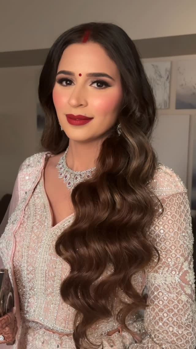 Post 1 by A M N A 🇵🇰🇨🇦 on Instagram (video)
