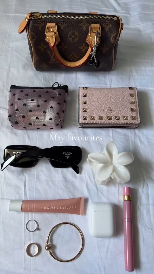 Post 6 by @makeupwithsophieg on Instagram (video)
