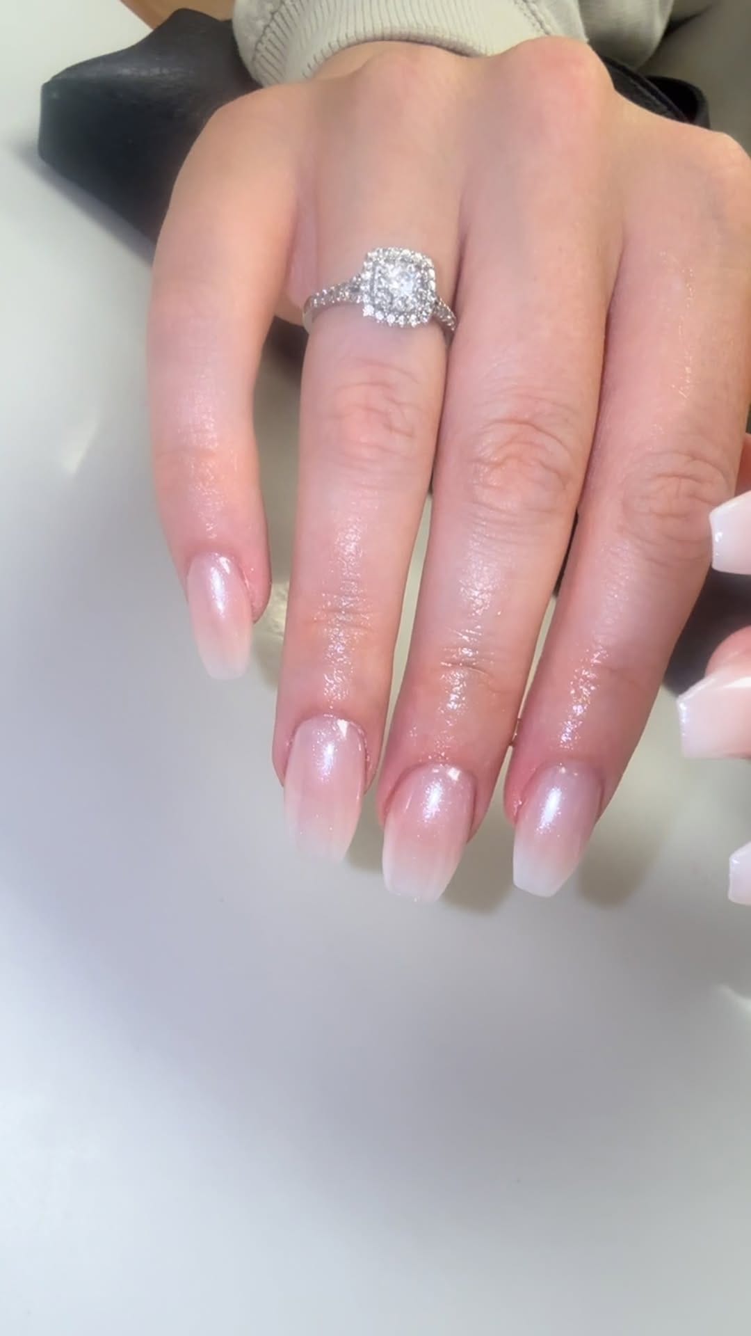Post 5 by Femeena 💫💅 on Instagram (video)