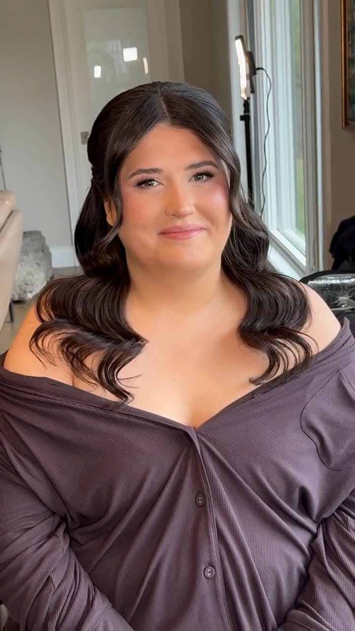 Post 5 by Justyna Makeup Artist on Instagram (video)