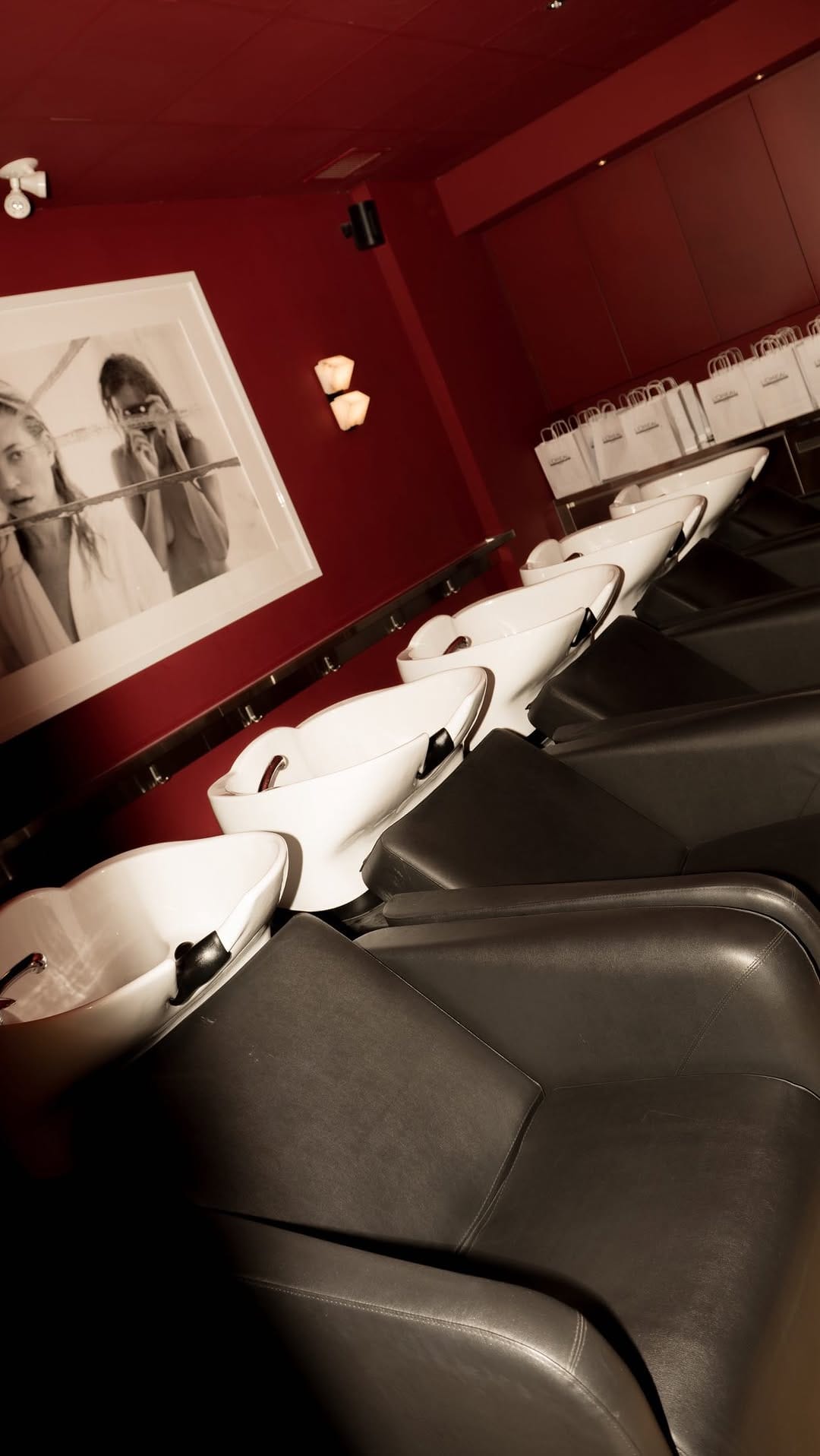 Post 1 by The Beverly Salon on Instagram (video)