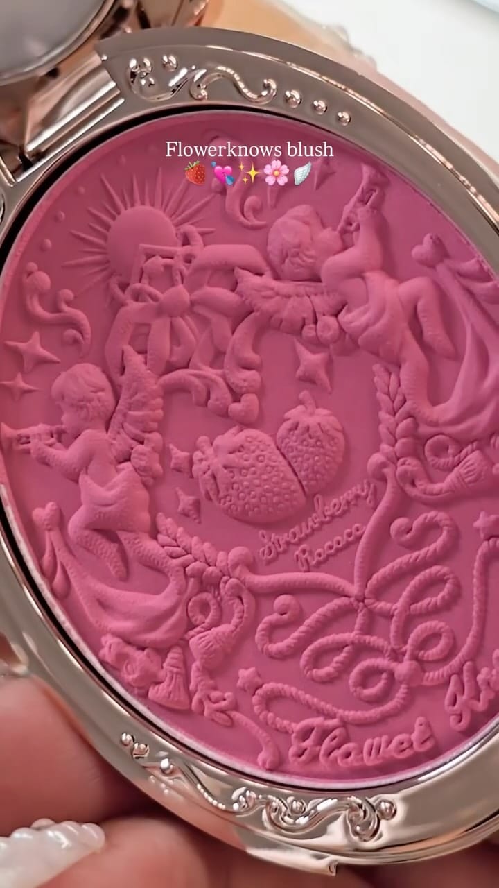 Post 5 by Sumaira 🧚🏻‍♀️ on Instagram (video)