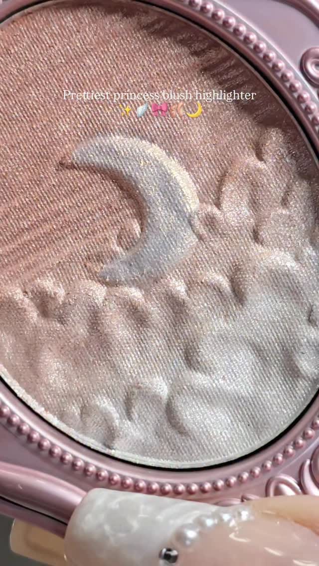 Post 6 by Sumaira 🧚🏻‍♀️ on Instagram (video)