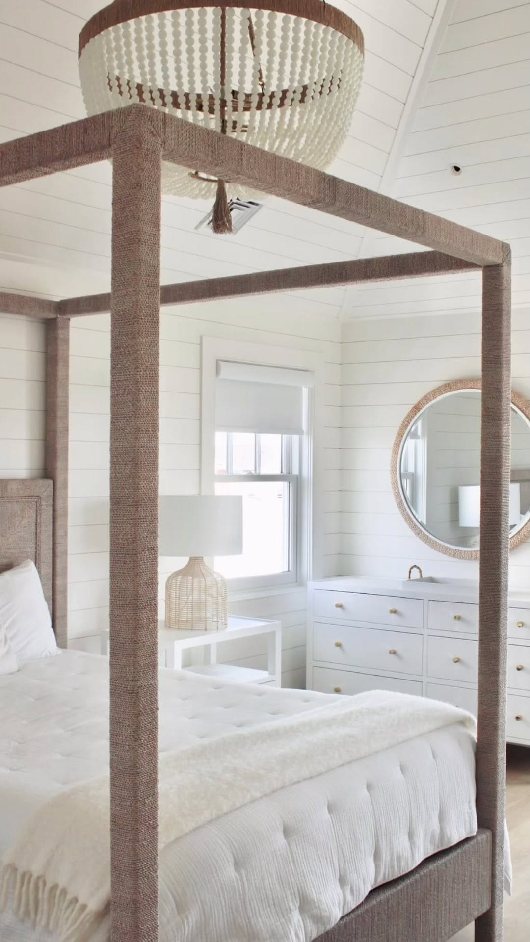 Post 9 by The Beach Home on Instagram (video)